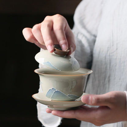 Embossed Far Mountain Cover Bowl - Elevate Your Tea Experience with Serenity and Style