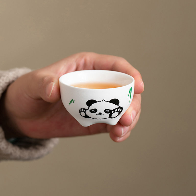 Kung Fu Panda Travel tea set: Adorable portable tea experience