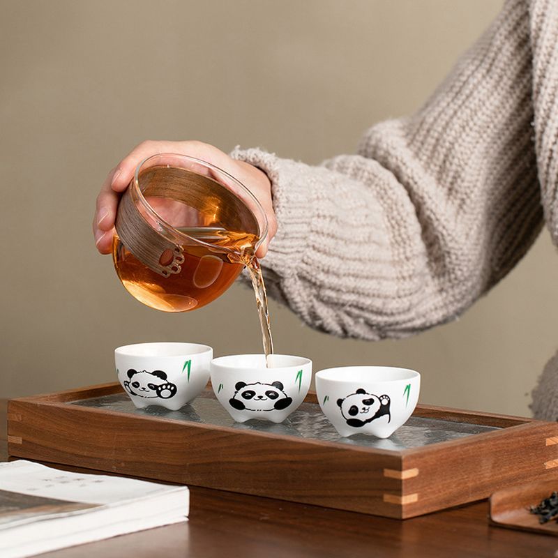 Kung Fu Panda Travel tea set: Adorable portable tea experience